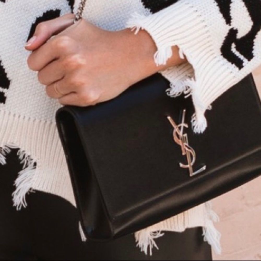 Distressed TOP - Picture 7 of 7